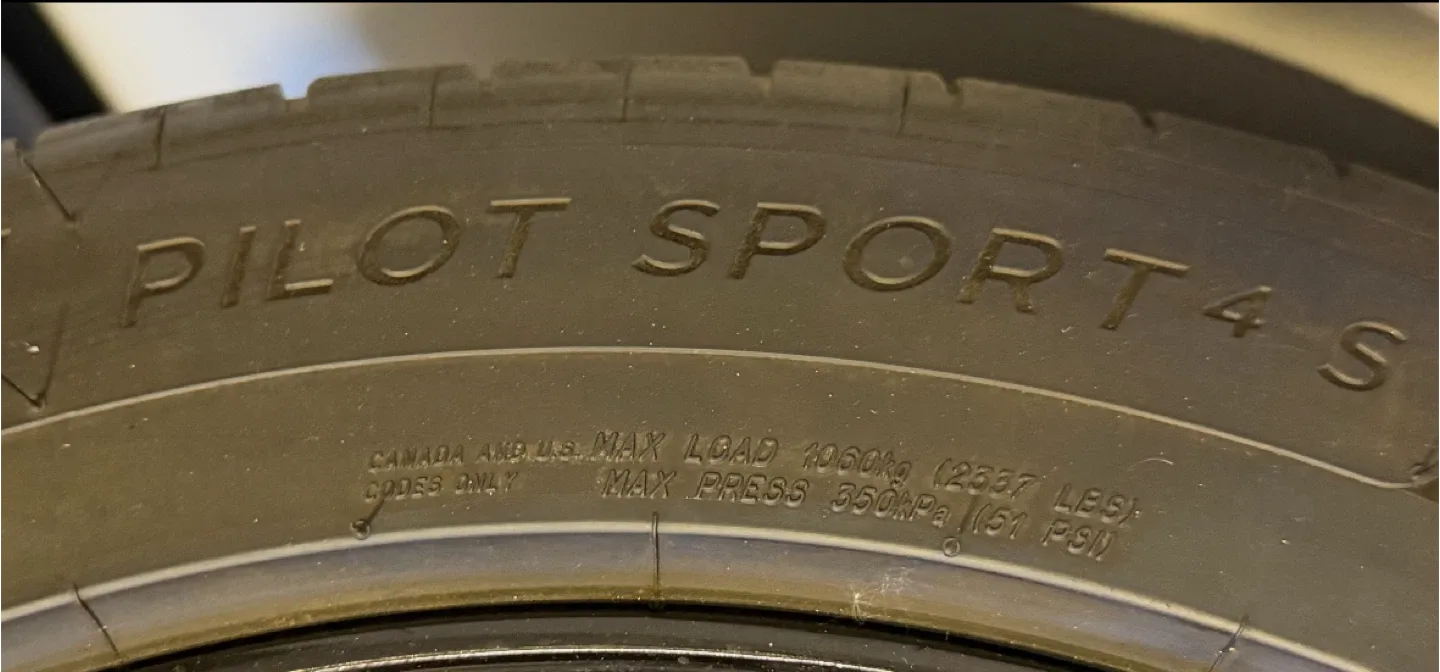 Mercedes Benz 22” summer tires and rims for ML, GLE, GLS and GL image indicator(2)