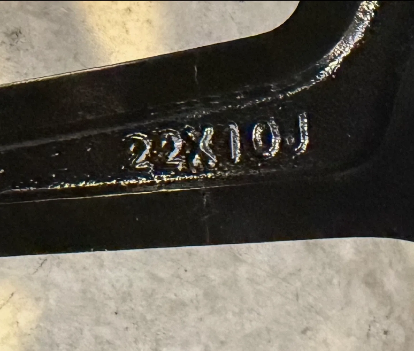 Mercedes Benz 22” summer tires and rims for ML, GLE, GLS and GL image indicator(4)