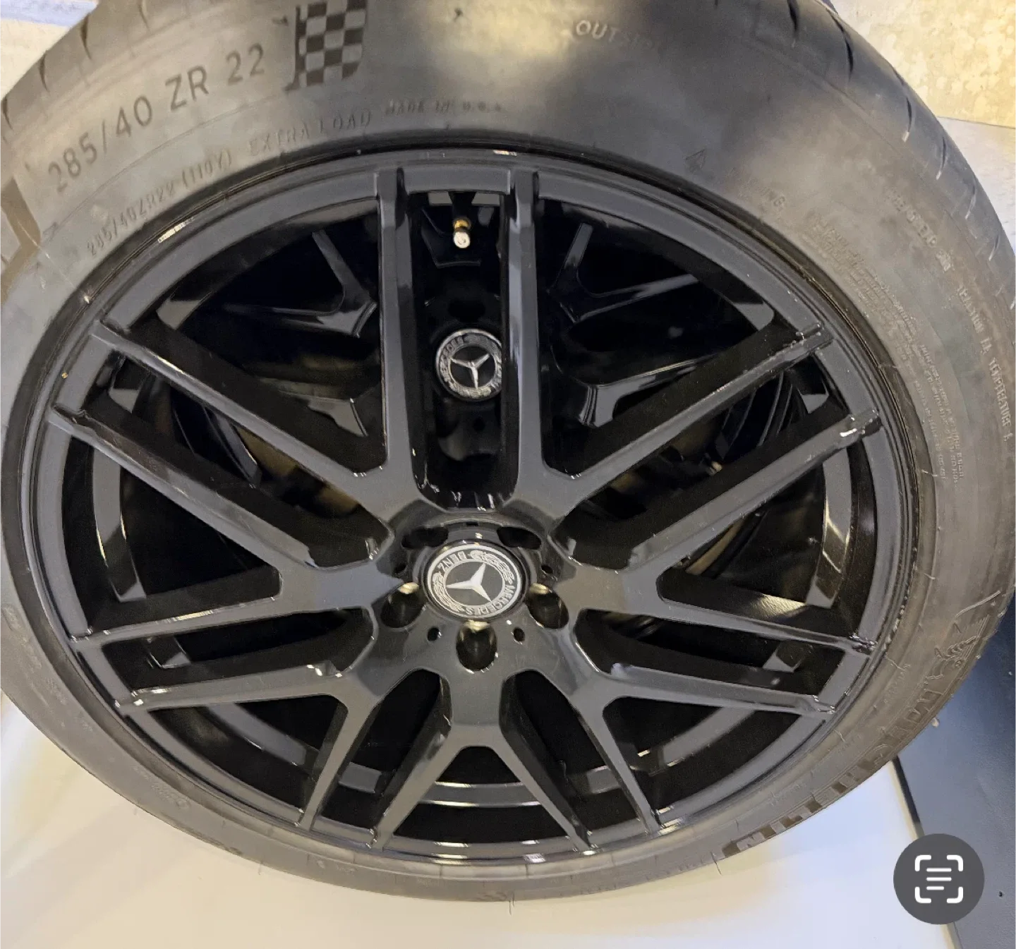 Mercedes Benz 22” summer tires and rims for ML, GLE, GLS and GL