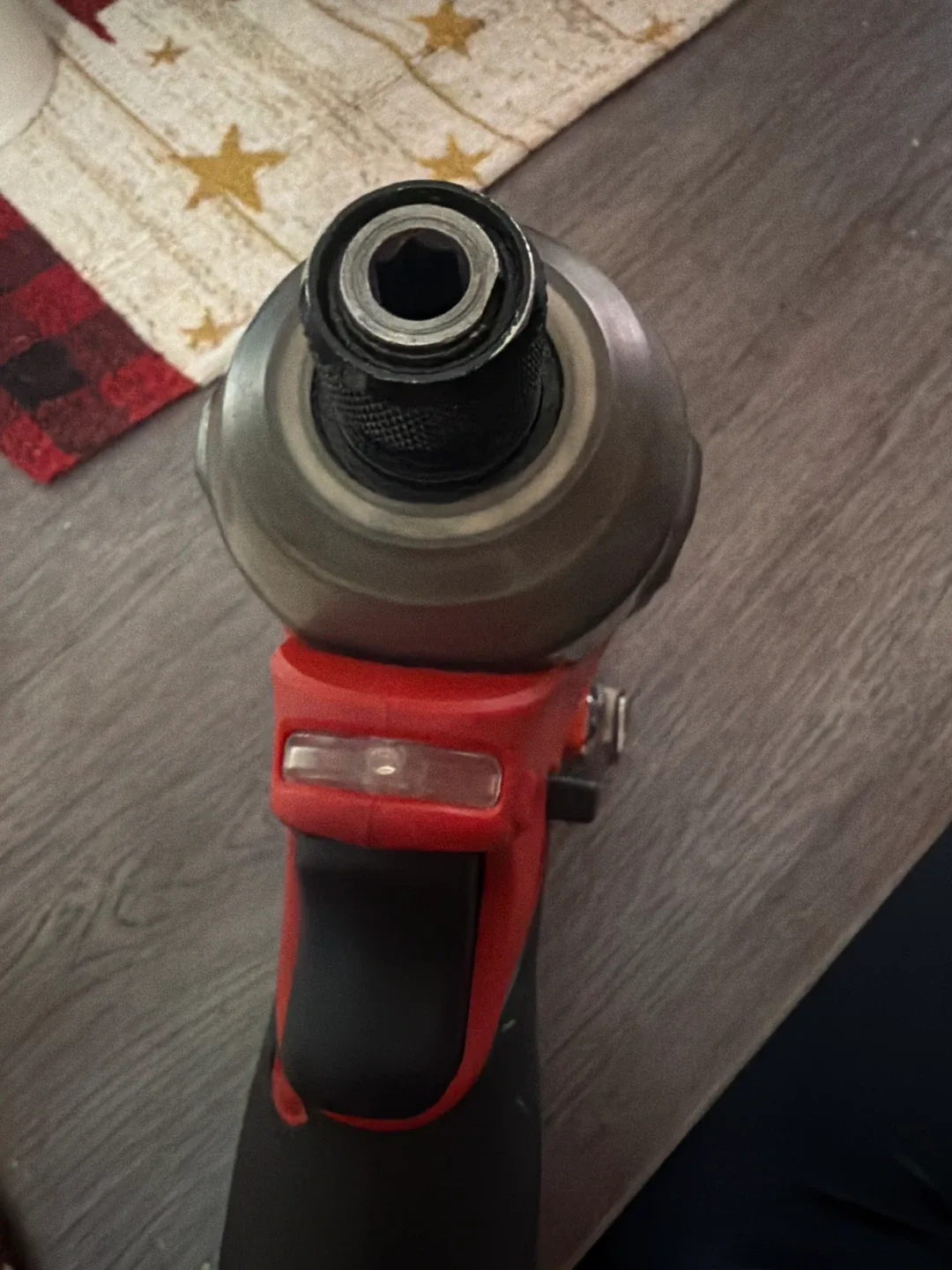 Milwaukee FUEL Surge 1/4" Hex Hydraulic Driver image indicator(4)