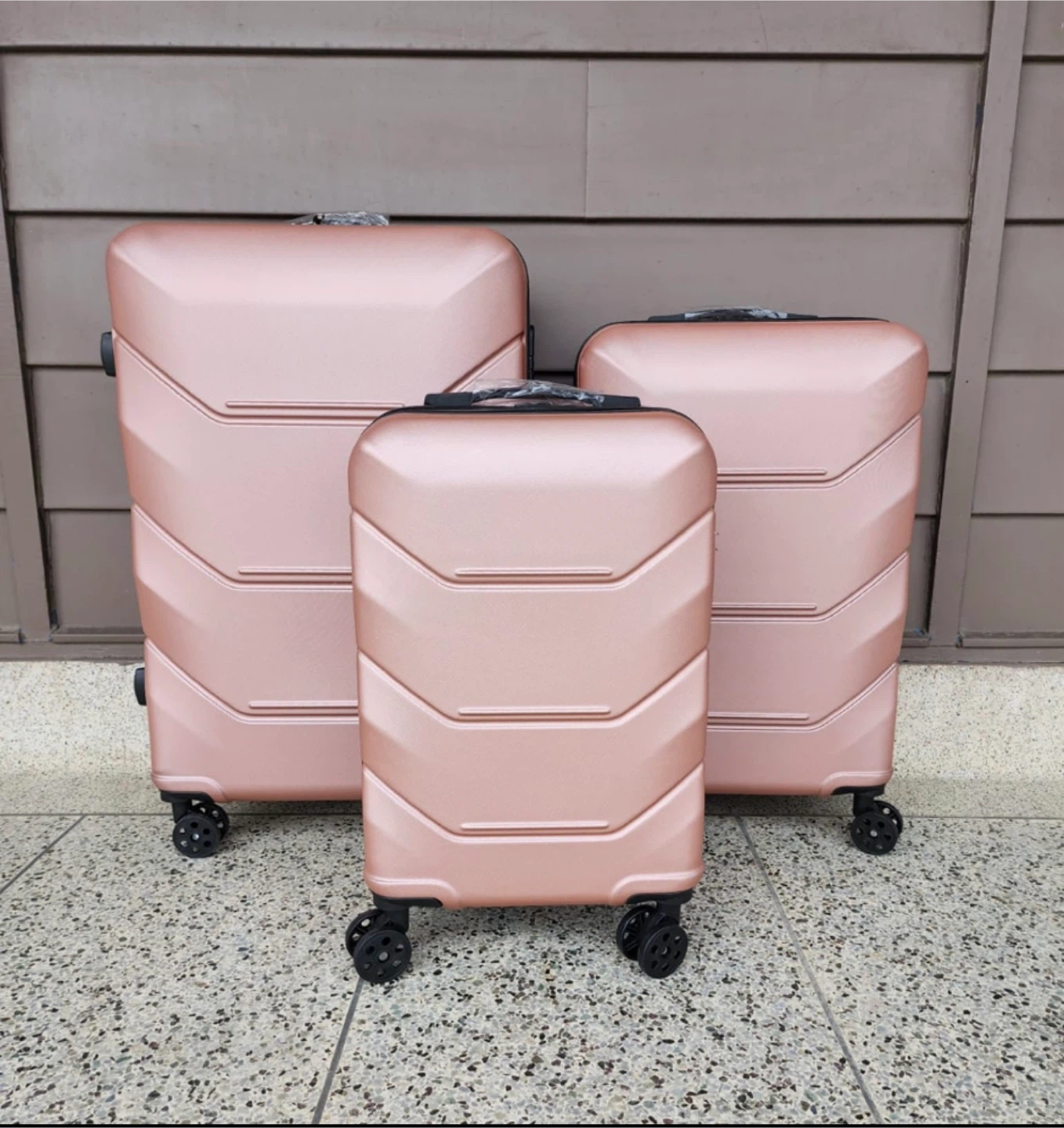 ❗️Brand New 2 - 3 Piece Luggage Set ❗️👇 - photo 2