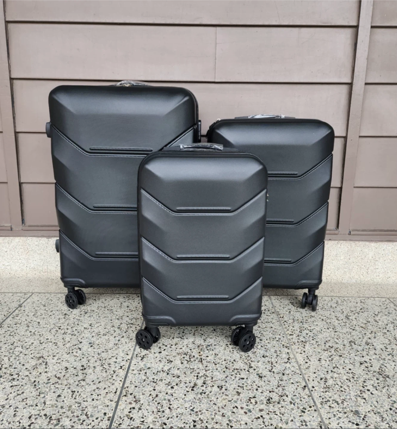 ❗️Brand New 2 - 3 Piece Luggage Set ❗️👇 - photo 3