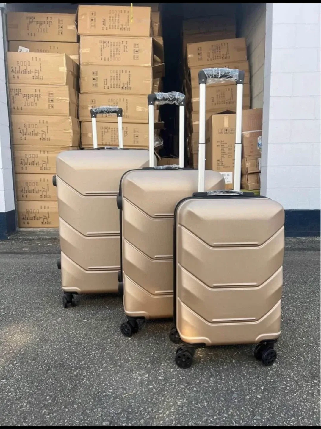 ❗️Brand New 2 - 3 Piece Luggage Set ❗️👇
