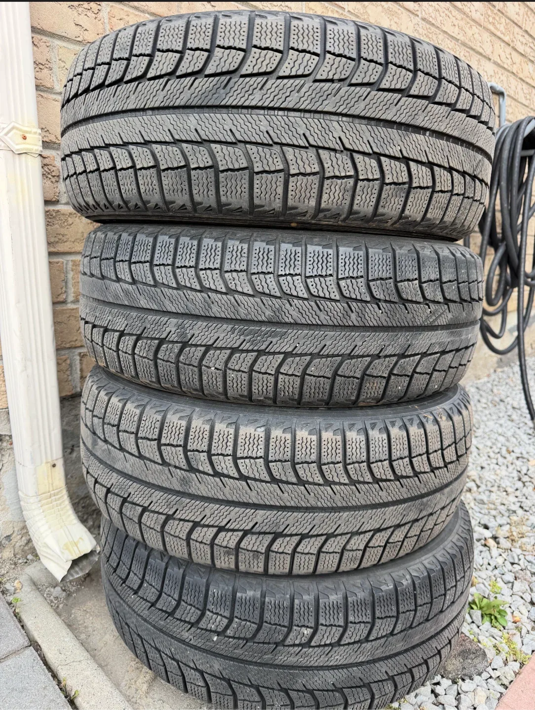 Michelin X-Ice 205/65R15 Winter Tires (Set of 4) image indicator(7)