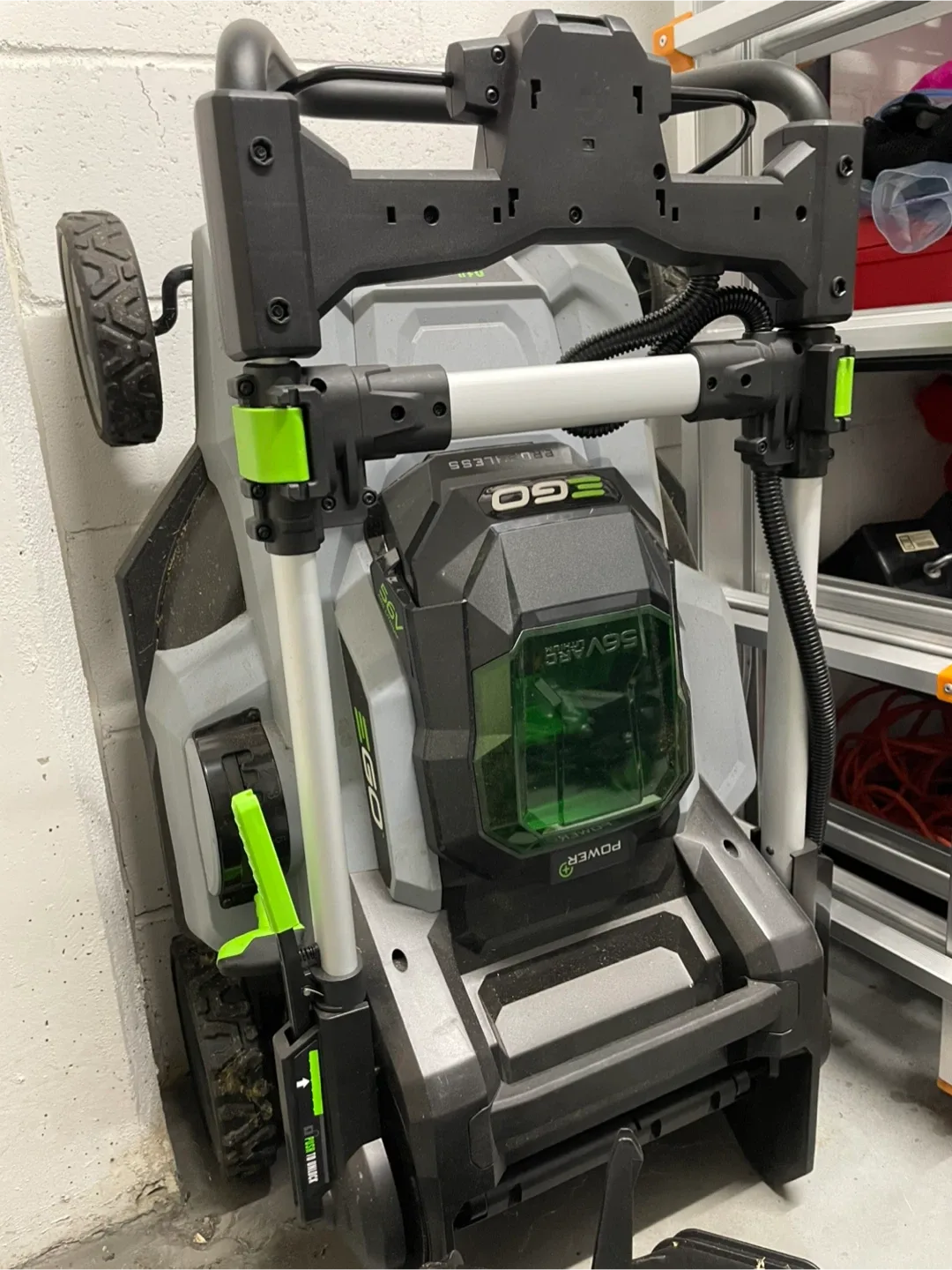 EGO lawnmower, snow blower and 2 56V Battery & Charger image indicator(5)