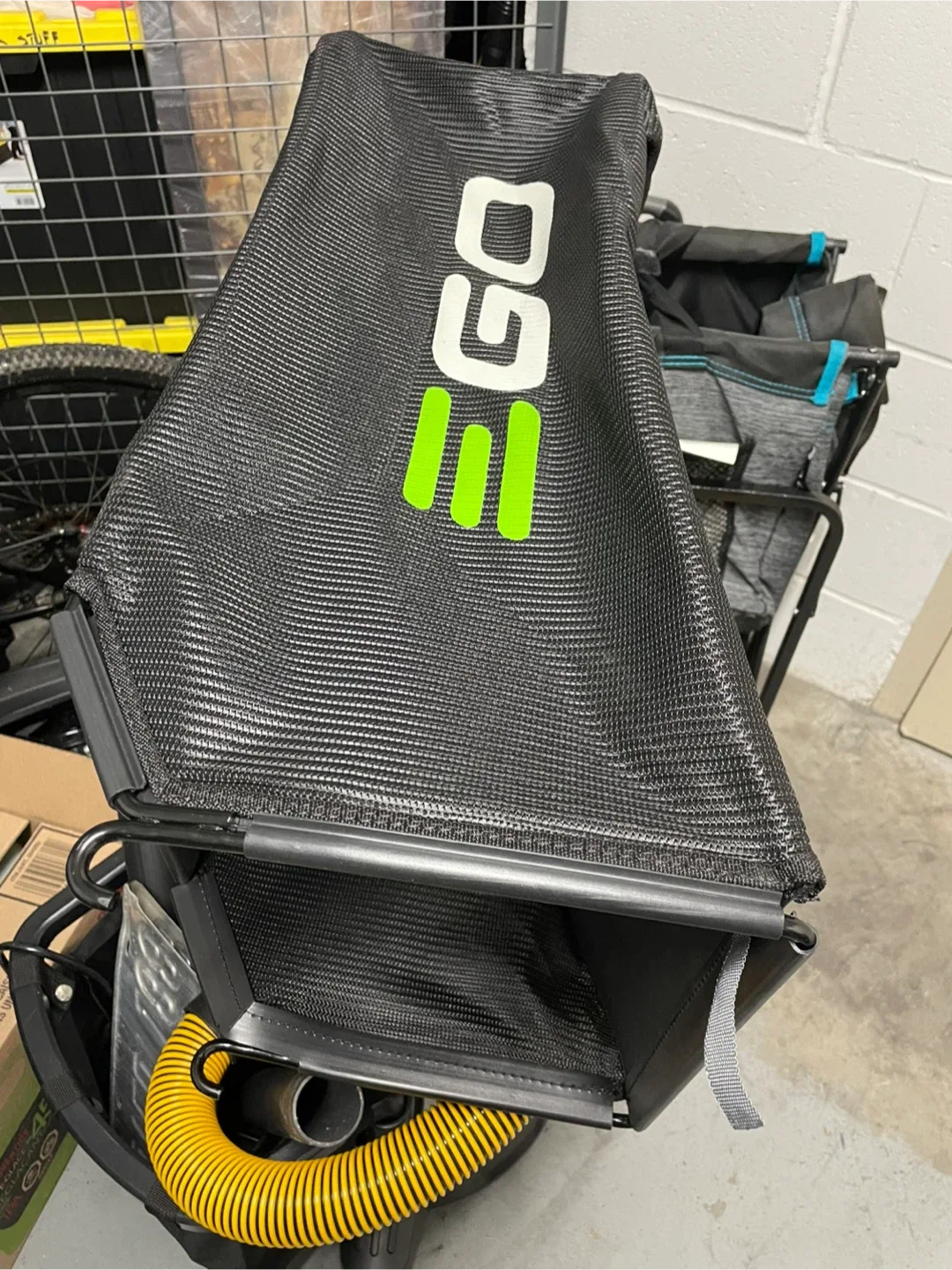 EGO lawnmower, snow blower and 2 56V Battery & Charger image indicator(4)