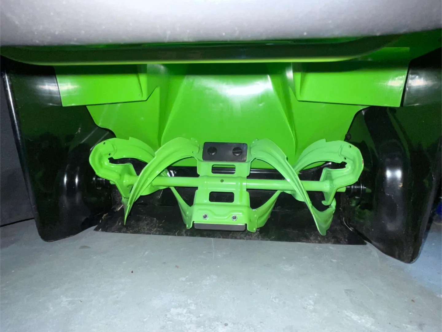 EGO lawnmower, snow blower and 2 56V Battery & Charger image indicator(8)