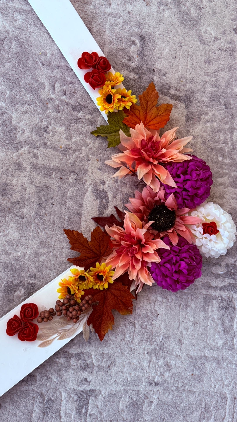 Floral Decorated White Photo Booth frame - photo 4