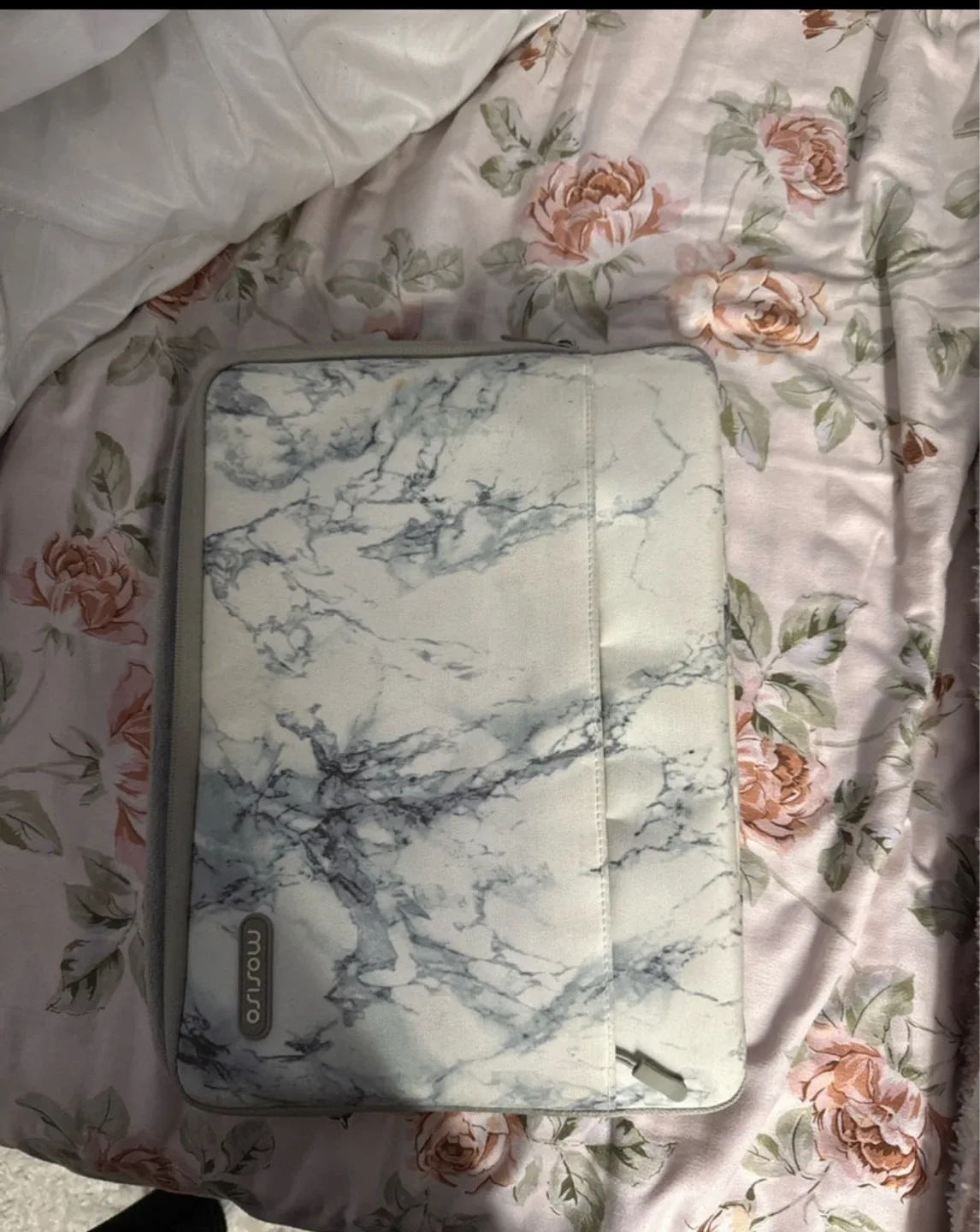 MacBook Air avec housse protectrice image indicator(3)