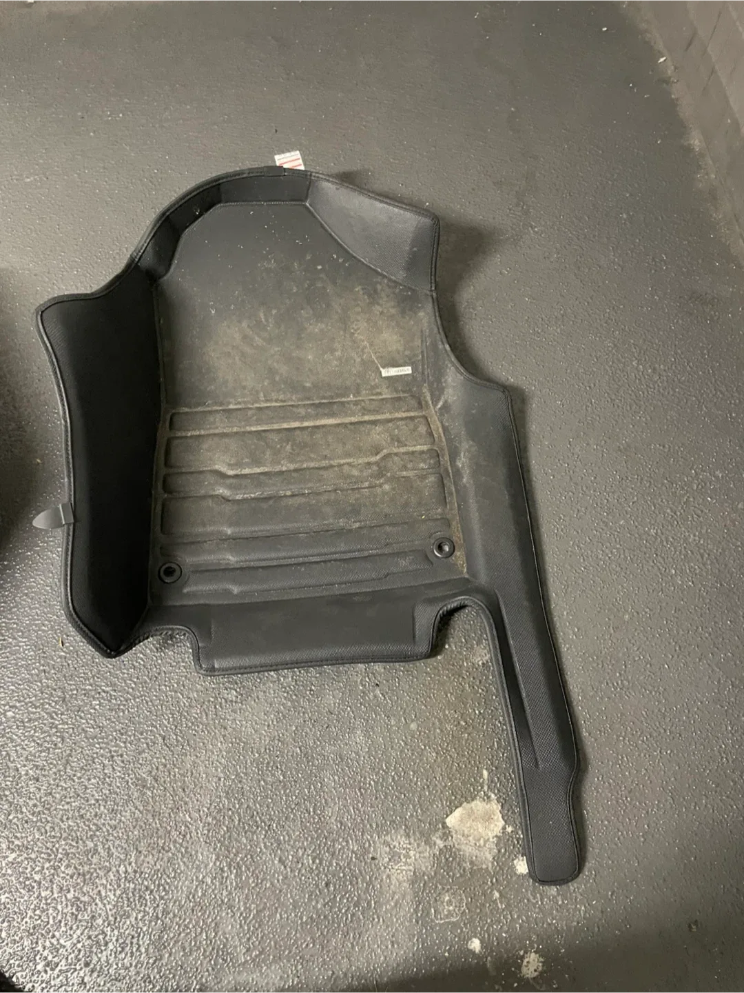 2023 Mdx three row Tuxmat floor Mats with mid piece- Full Set image indicator(3)