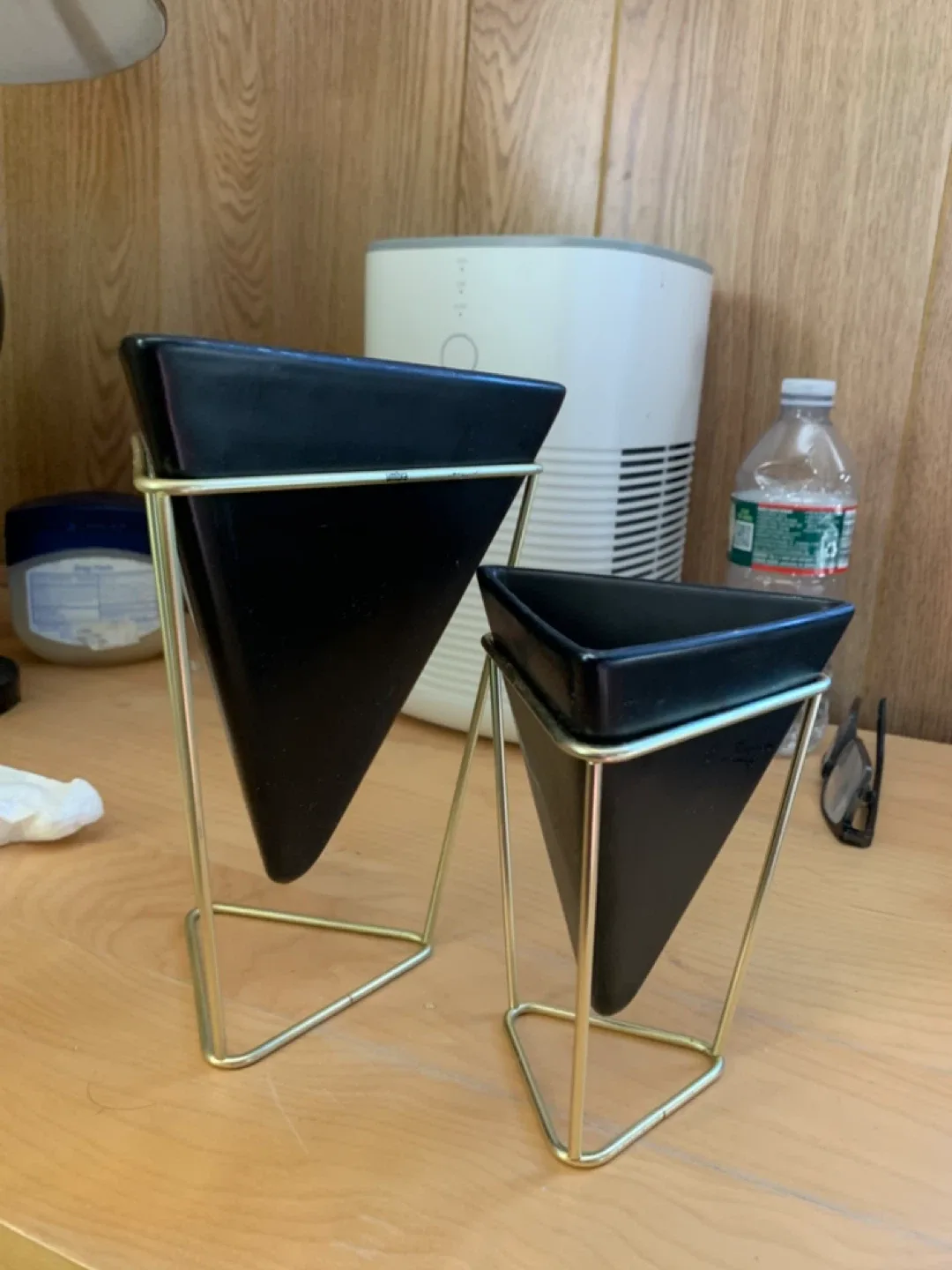 Umbra Set of 2 Black & Gold Geometric Planters image indicator(4)