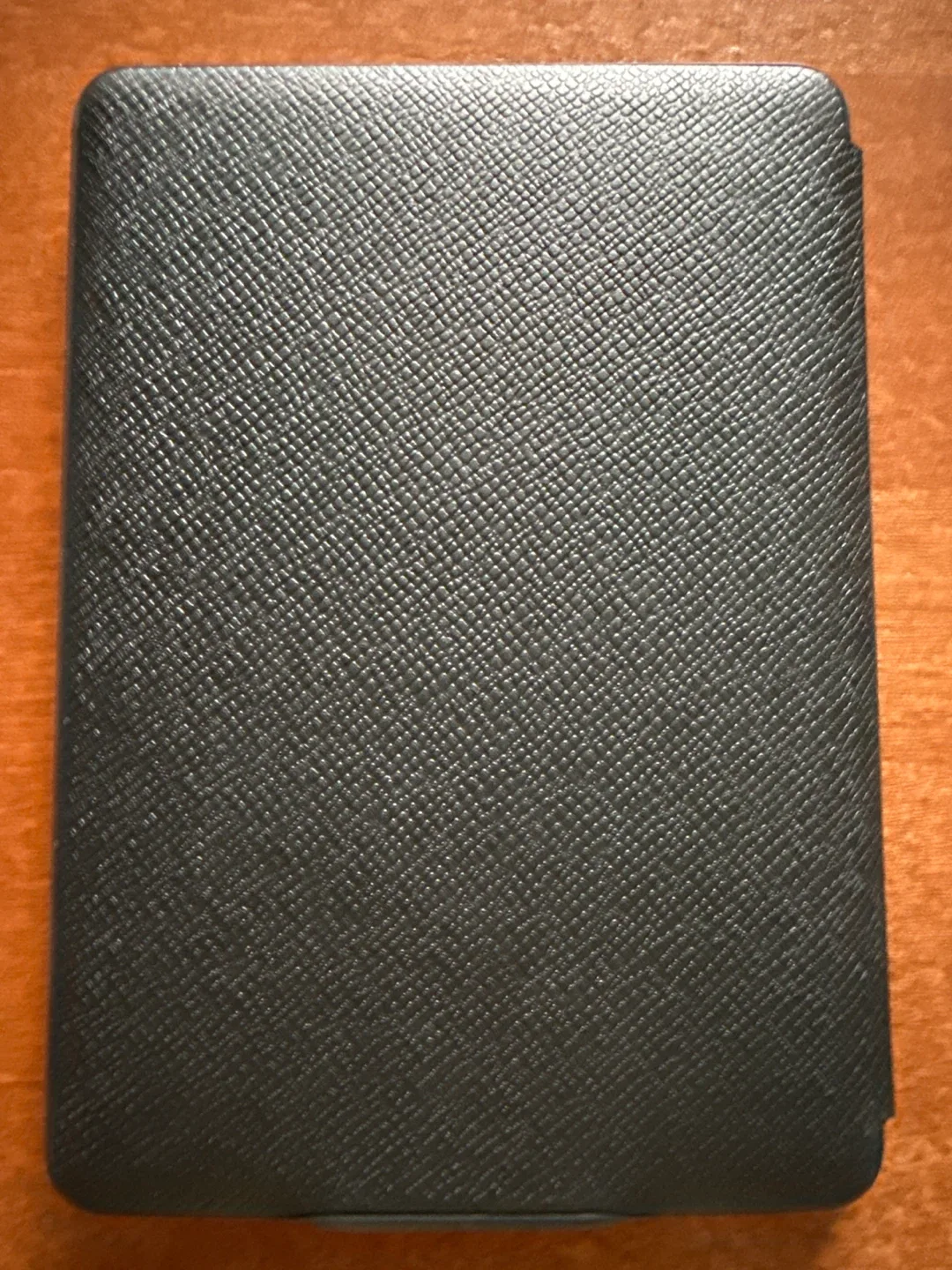 Kindle Black Leather Case image indicator(4)