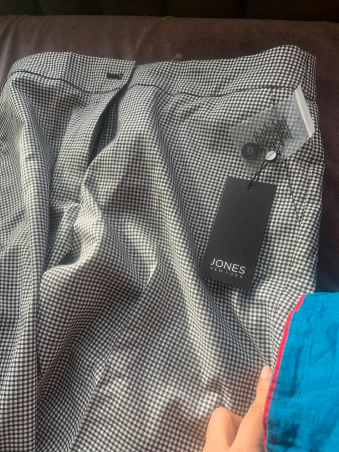 Jones New York Gingham Pants - Size 8 image indicator(2)