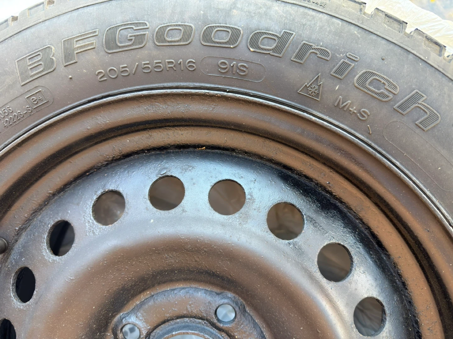 BFGoodrich 205/55R16 Winter Tire with Rim - photo 3