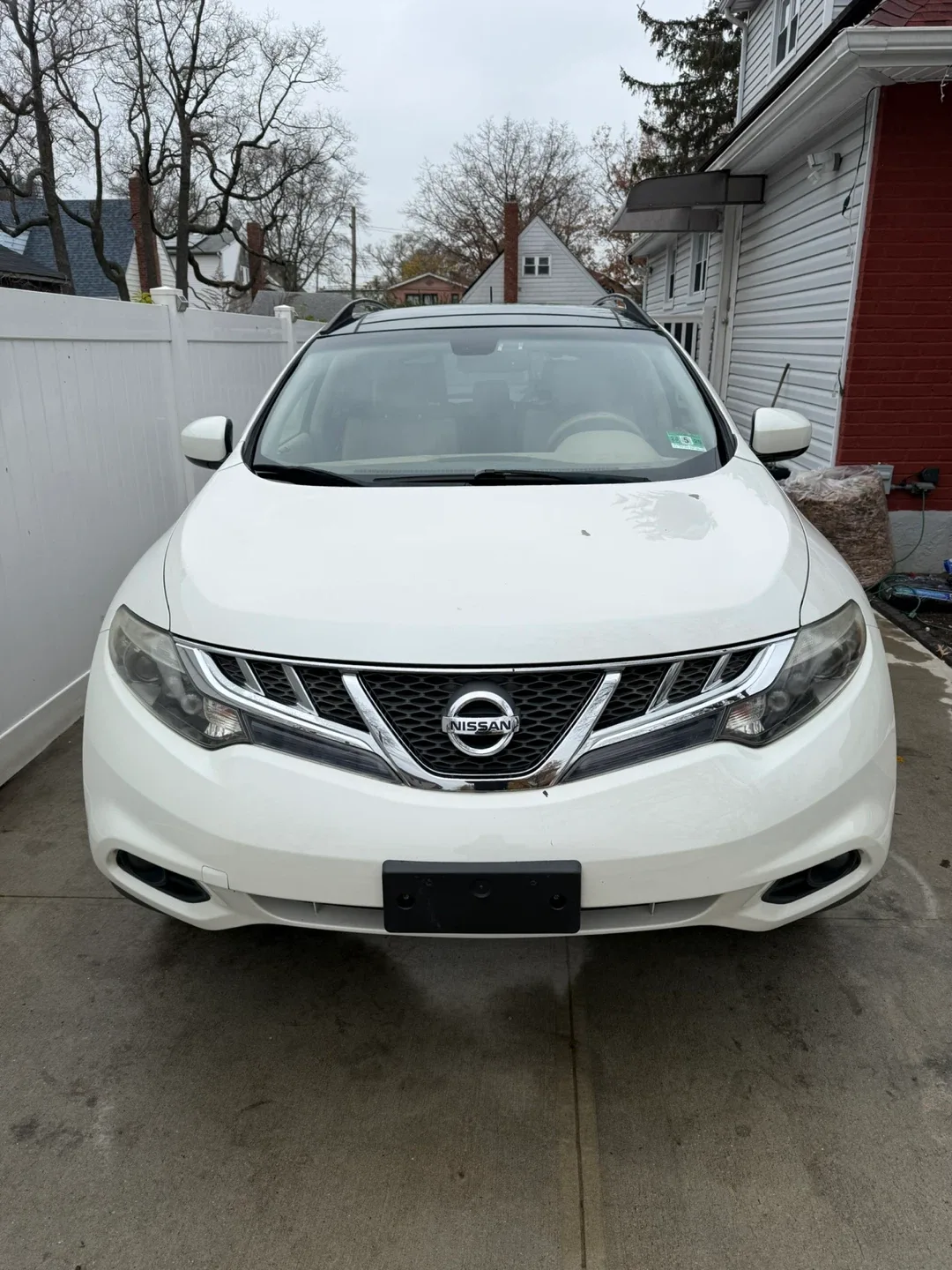2014 Nissan Murano Platinum AWD 120k miles - White SUV