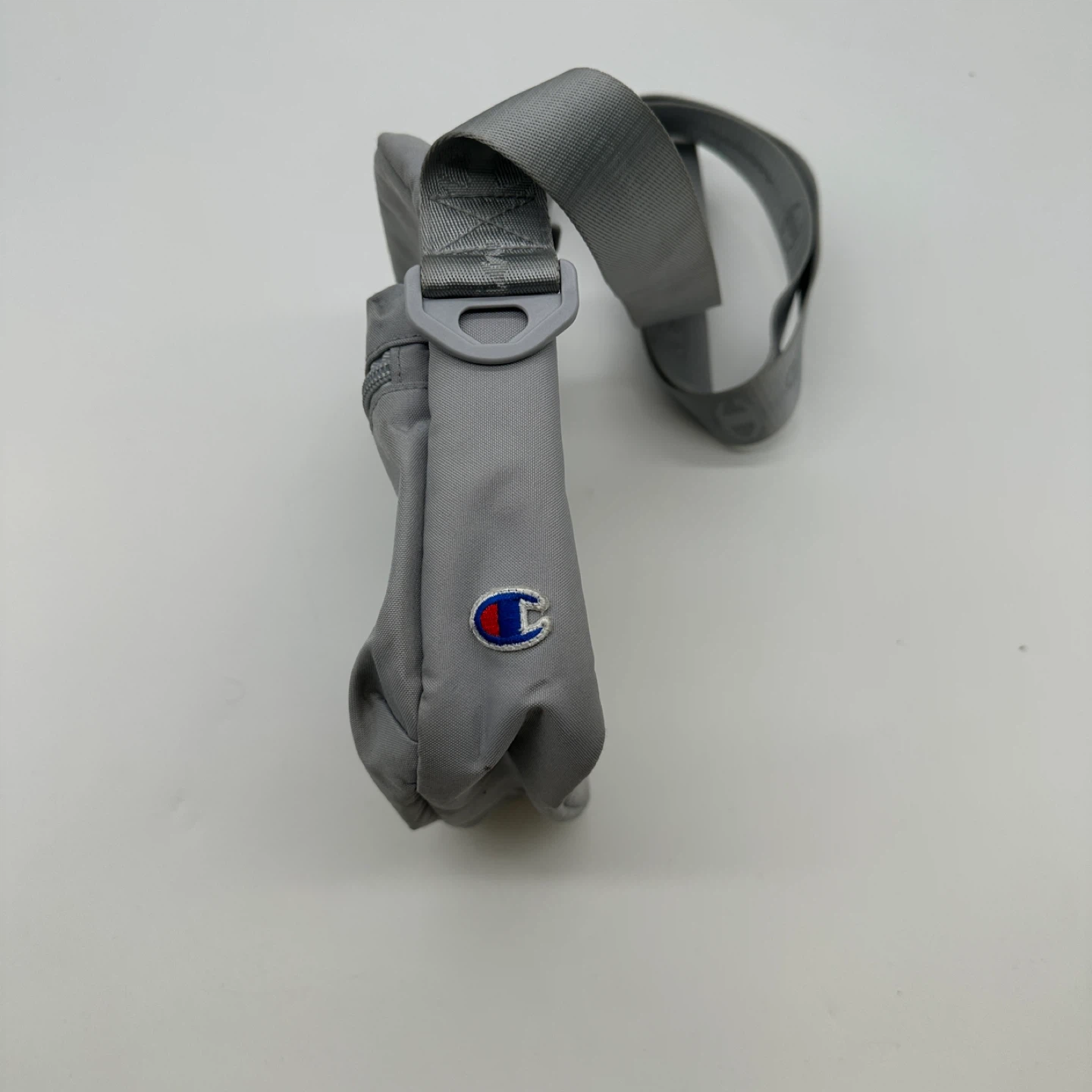 Champion Grey Shoulder Bag - photo 3