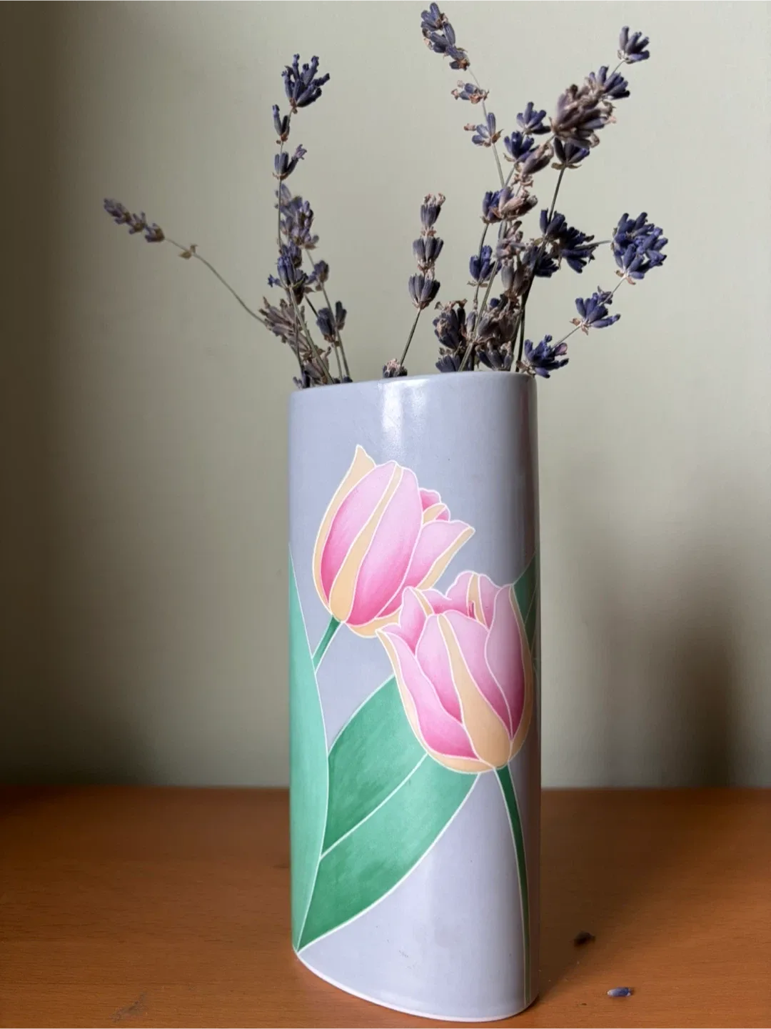 Floral Vase image indicator(2)