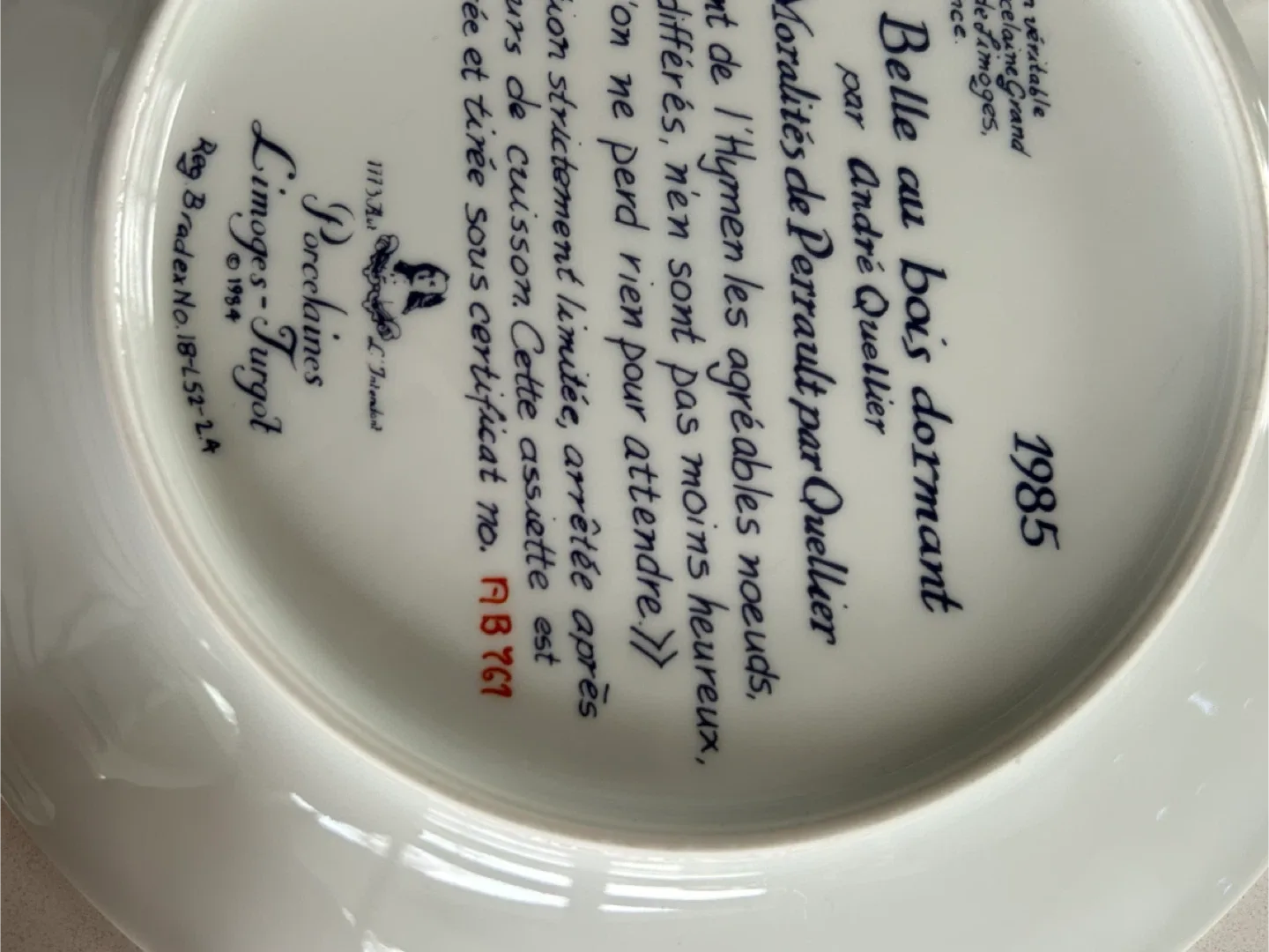 Limoges-Turgot 'Belle au bois dormant' Plate image indicator(3)