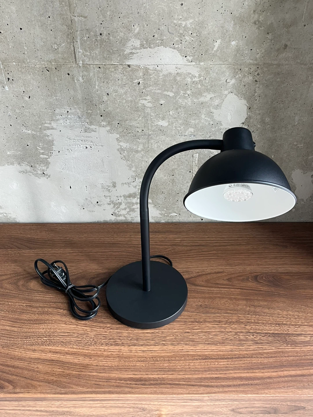 2x Black IKEA Desk Lamps - photo 2