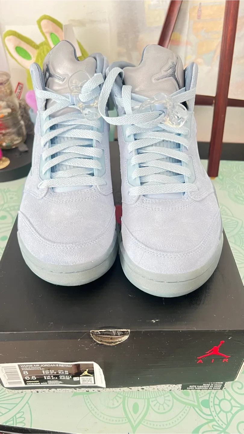 Nike Air Jordan 5 Retro Womens Size 6.5 image indicator(3)