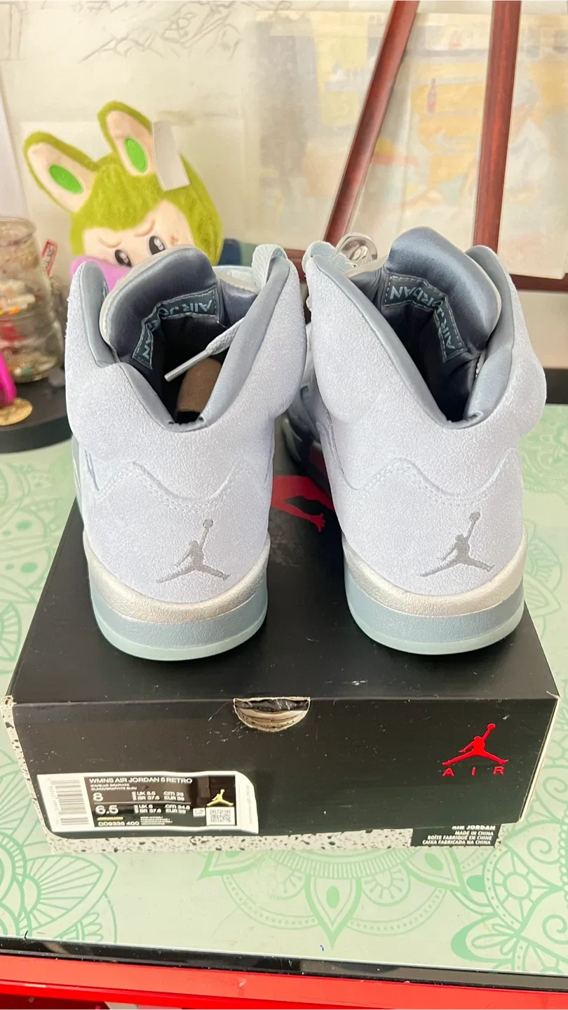 Nike Air Jordan 5 Retro Womens Size 6.5 image indicator(2)