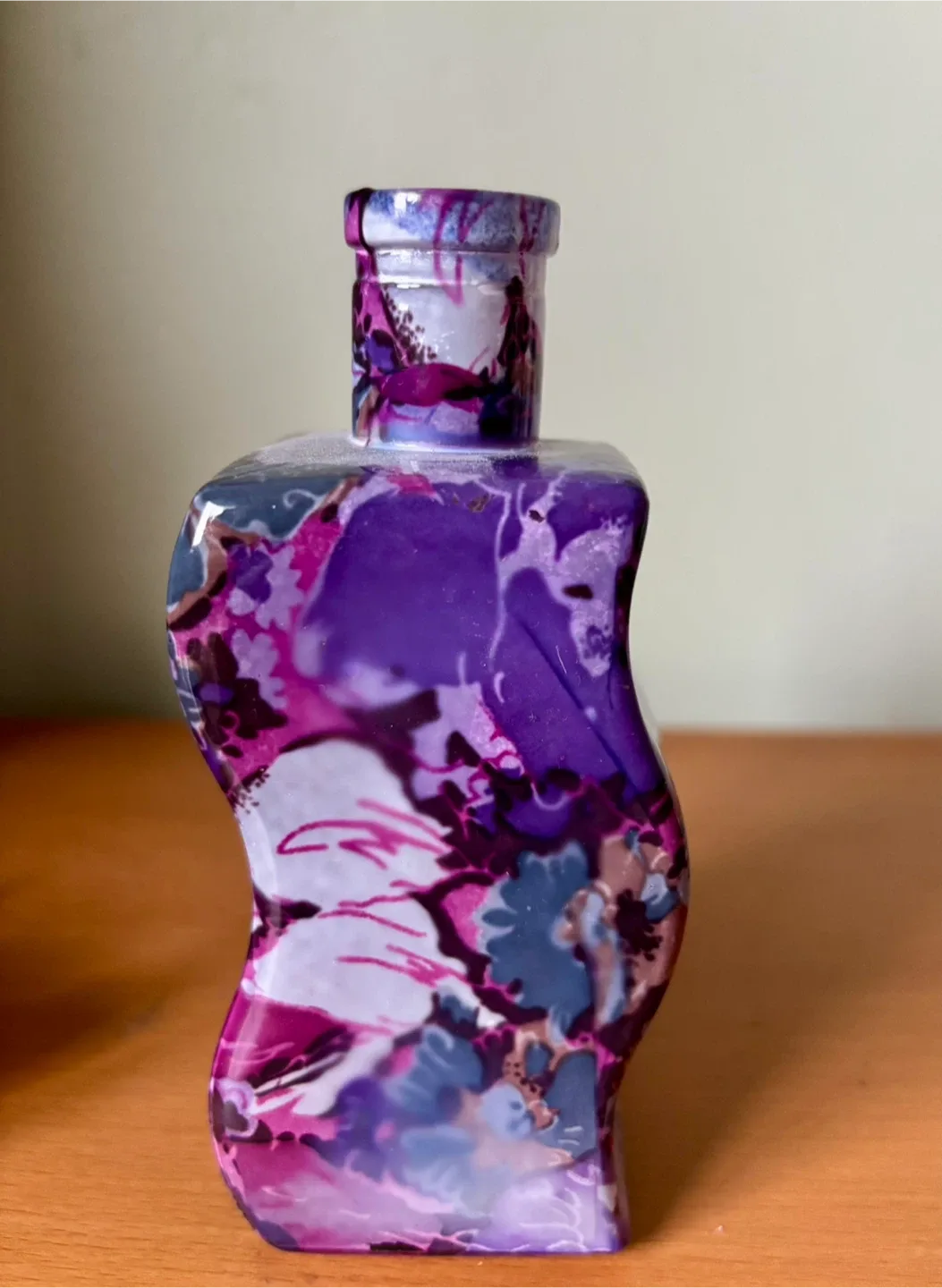 Purple Floral Decorative Vase image indicator(2)