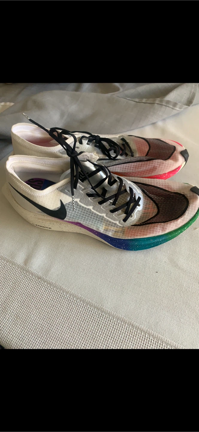 Nike ZoomX Vaporfly Betrue Running Shoes - Size 11 - photo 3