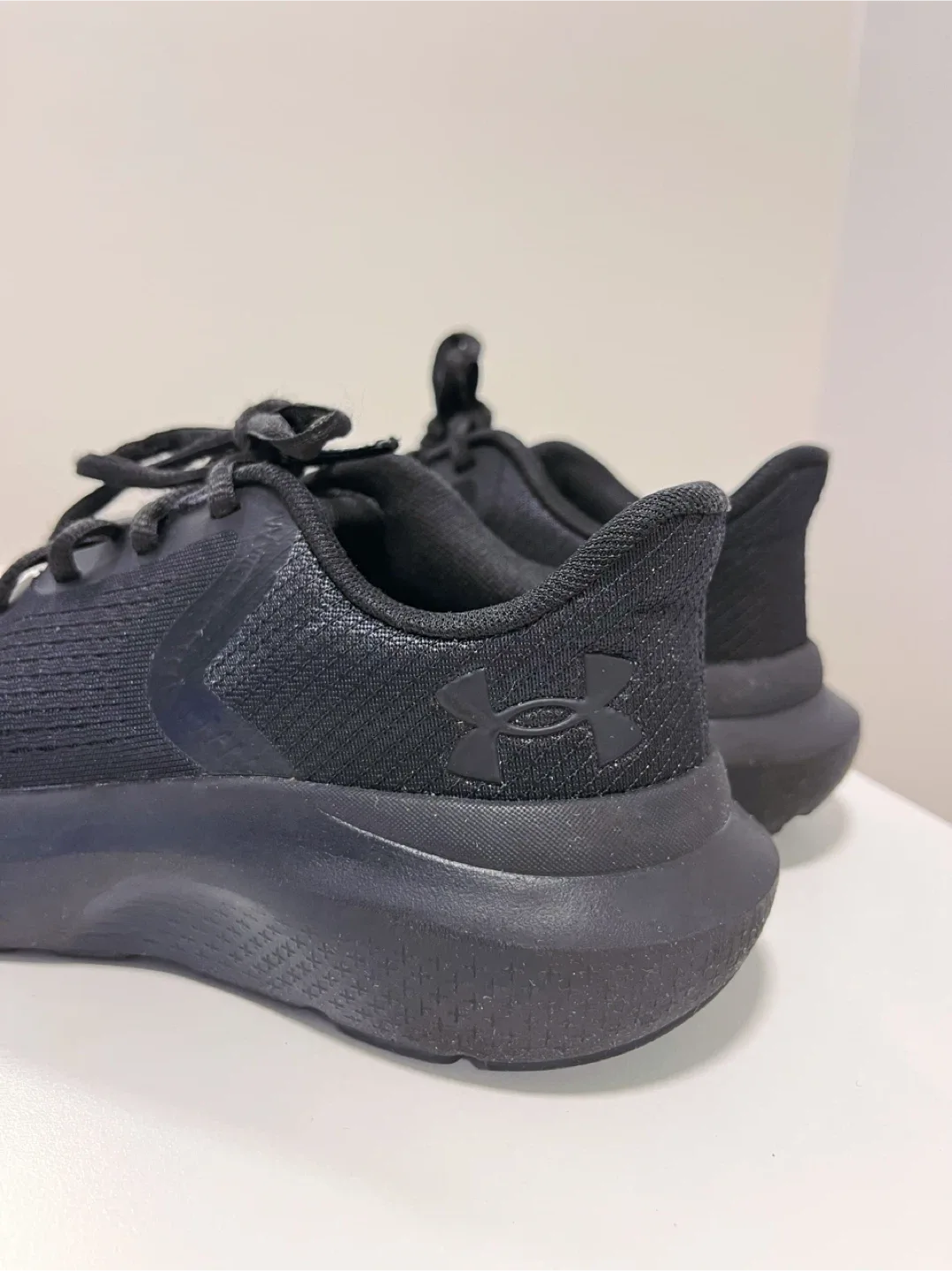 Women’s Under Armour Black Running Shoes image indicator(3)