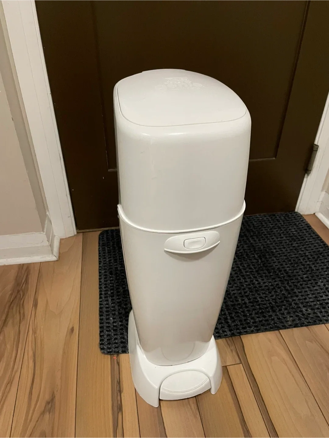 Diaper Genie Odour Lock System