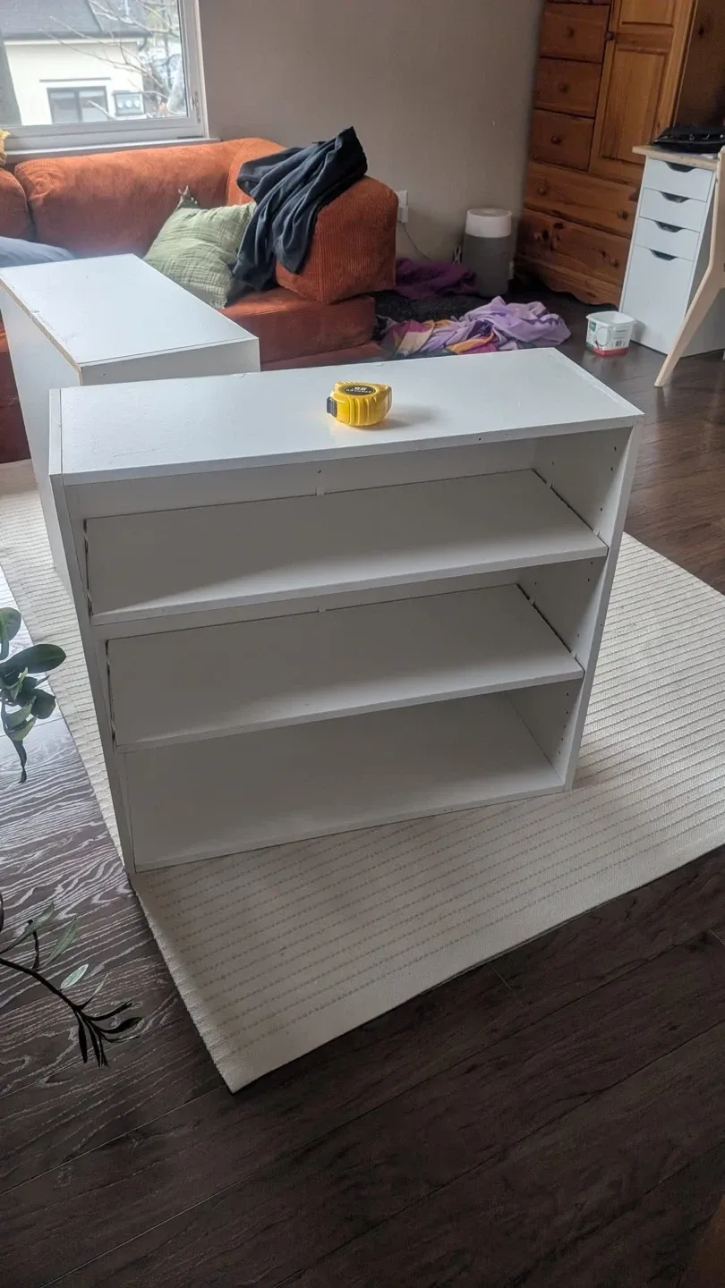2 White Shelf Unit