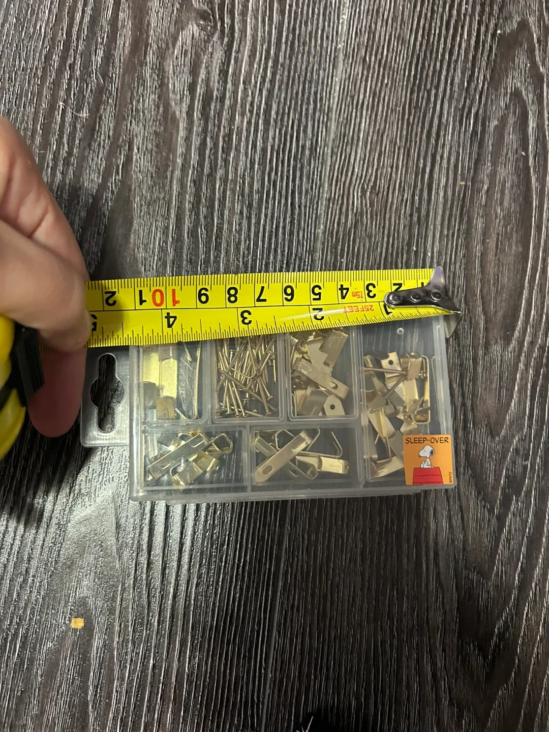 Picture Hanging Kit with Nails & Hooks image indicator(4)