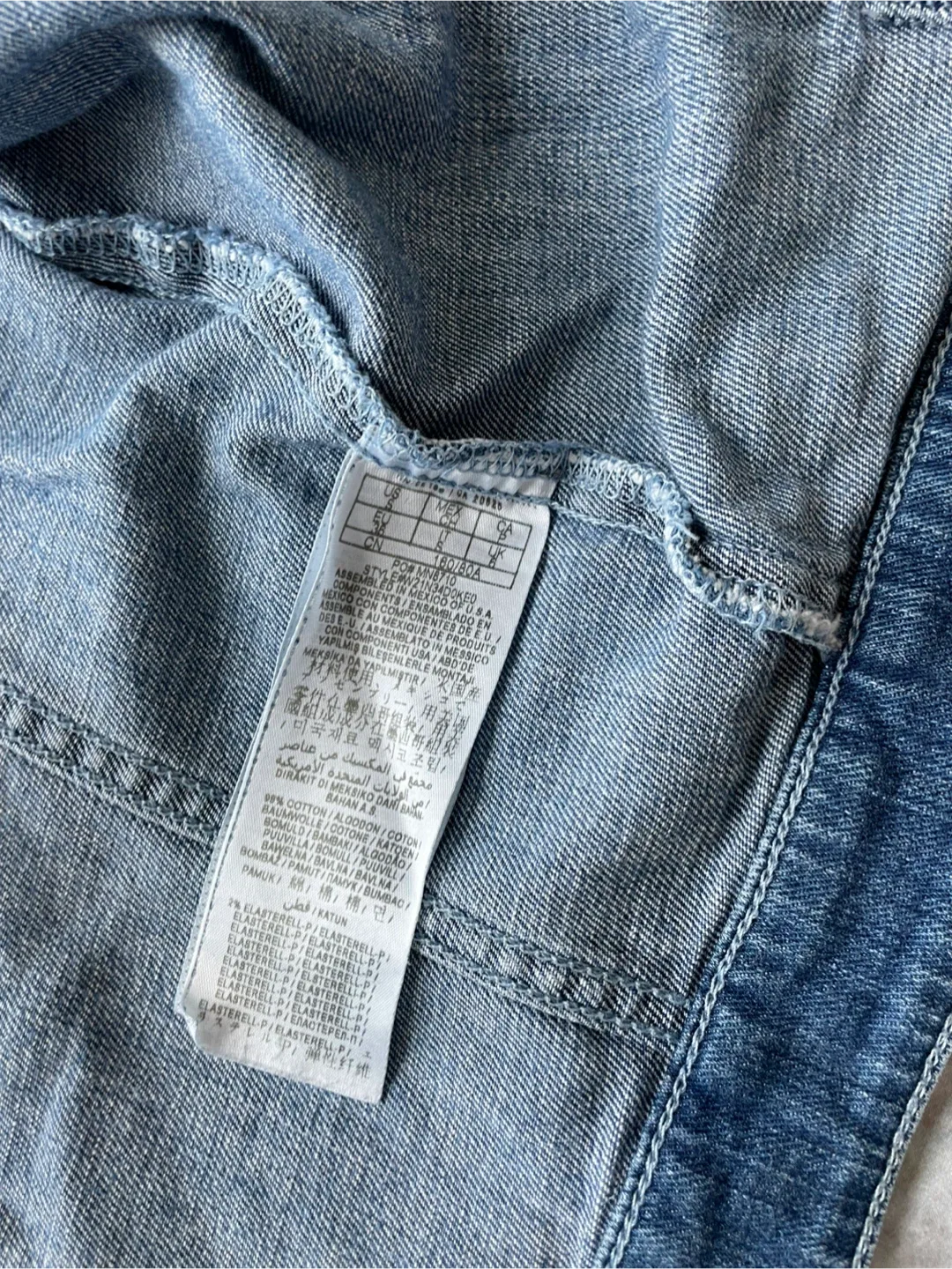 Guess Denim Jacket - Size S image indicator(3)