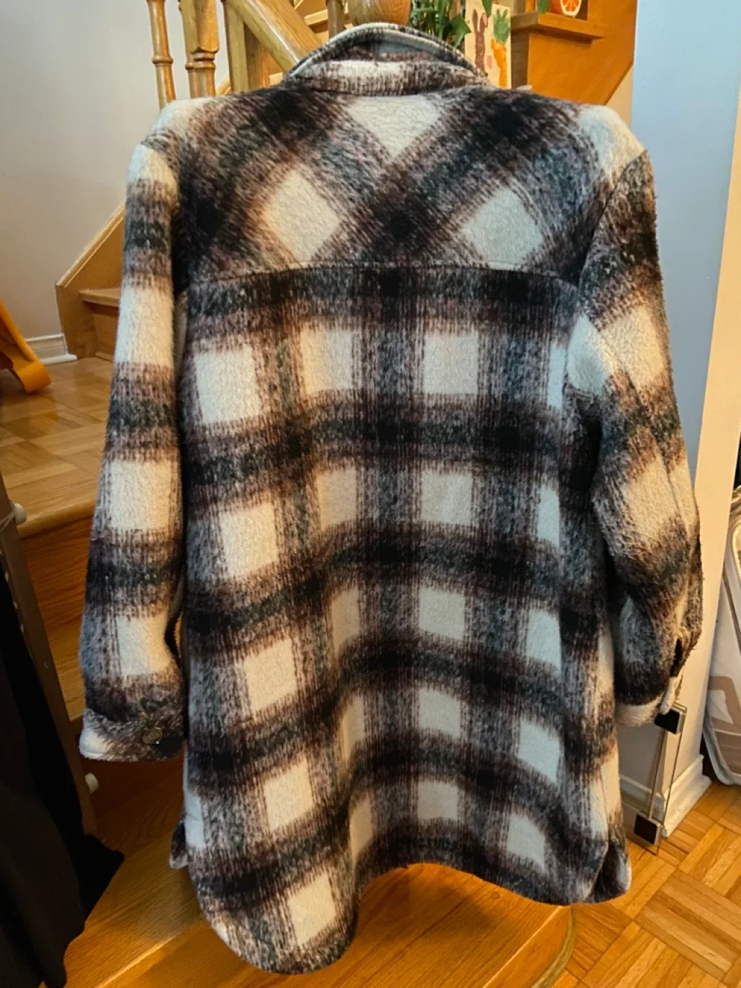 Two by Vince Camuto Plaid Jacket - Size Large image indicator(4)
