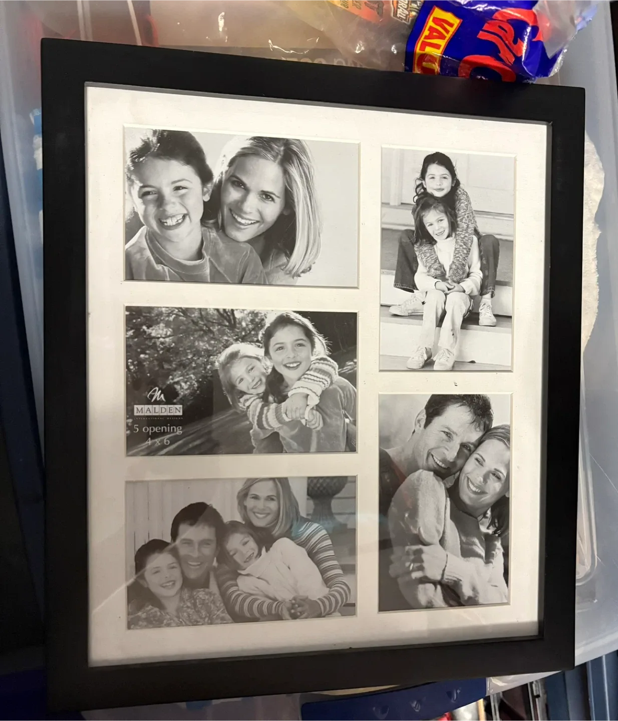 Malden 5-Opening 4x6 Picture Frame