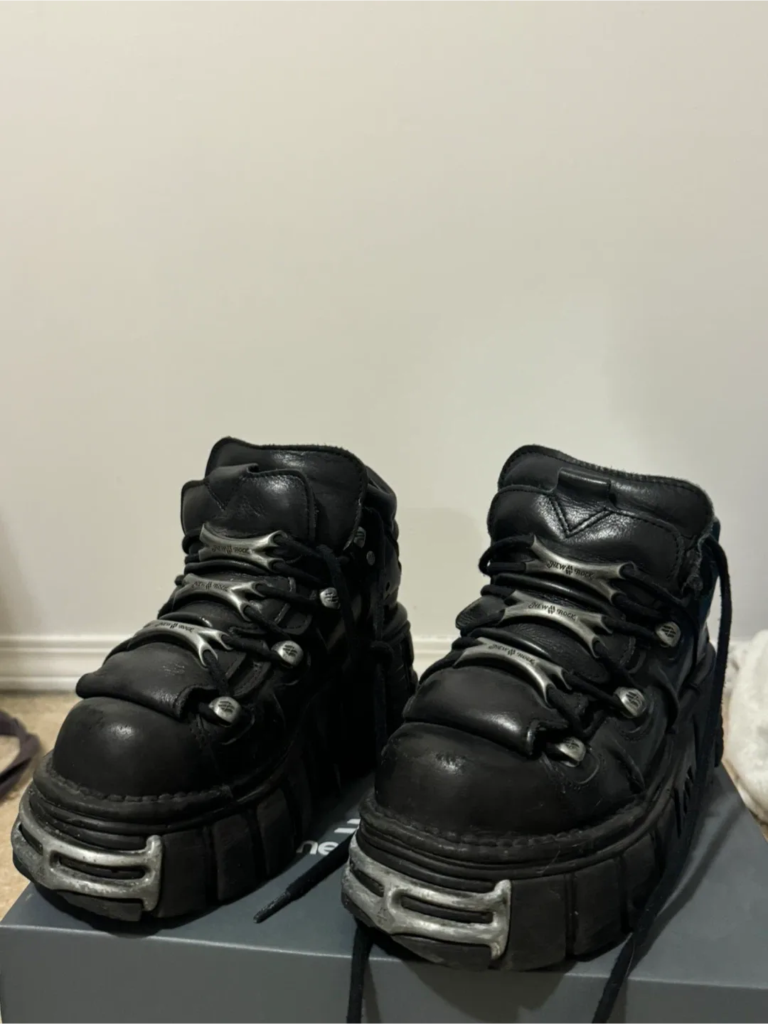 New Rock Black Leather Platform Boots