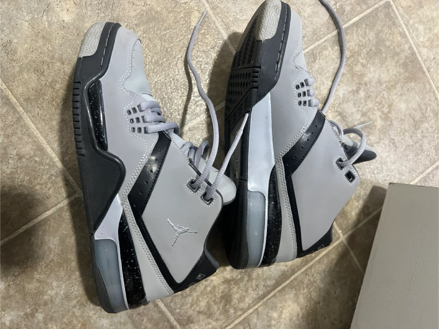 Jordan Flight 23 Wolf Grey Athletic Sneaker - US 7Y - photo 2