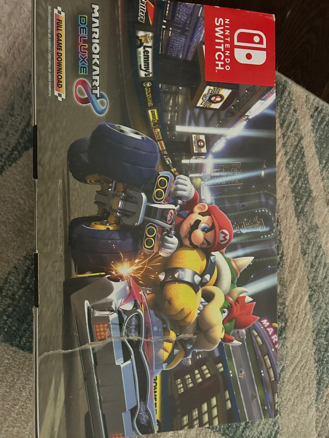 Nintendo Switch with Mario Kart 8 Deluxe image indicator(2)