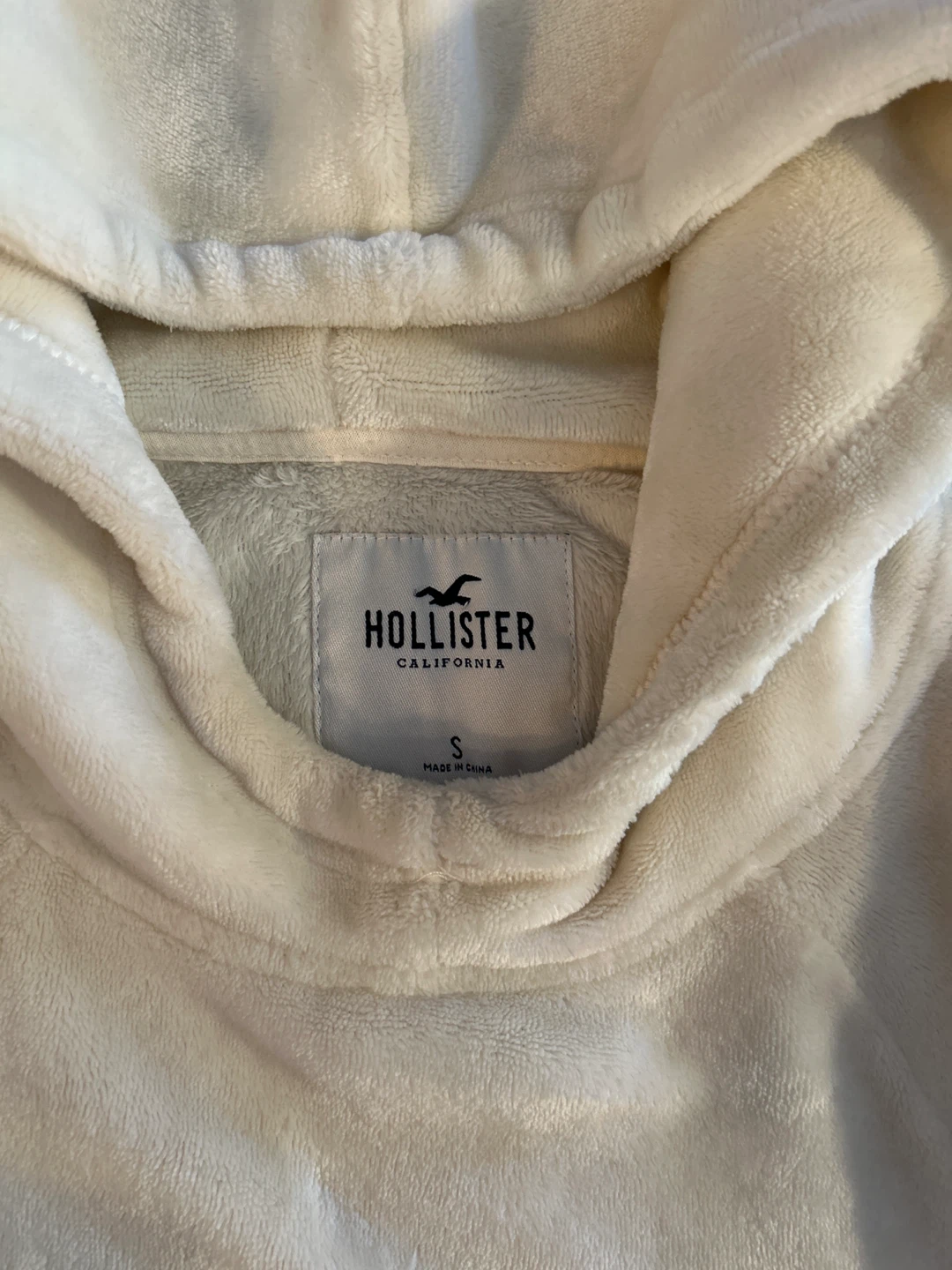 Hollister Cream Fleece Hoodie - Size S - photo 3