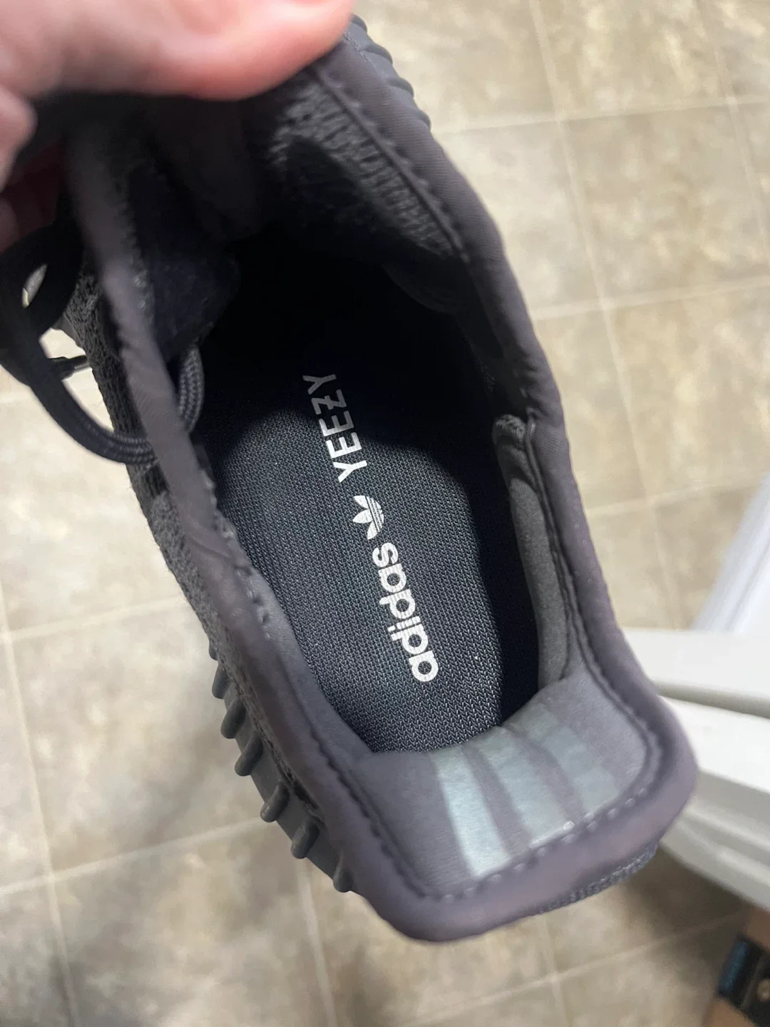 Adidas Yeezy Boost 350 V2, Size 7Y image indicator(3)