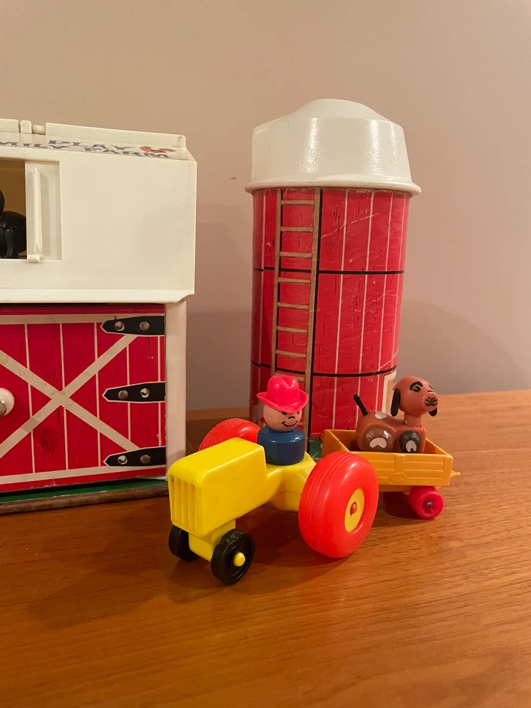 1967 Fisher-Price Play Family Farm Barn image indicator(4)