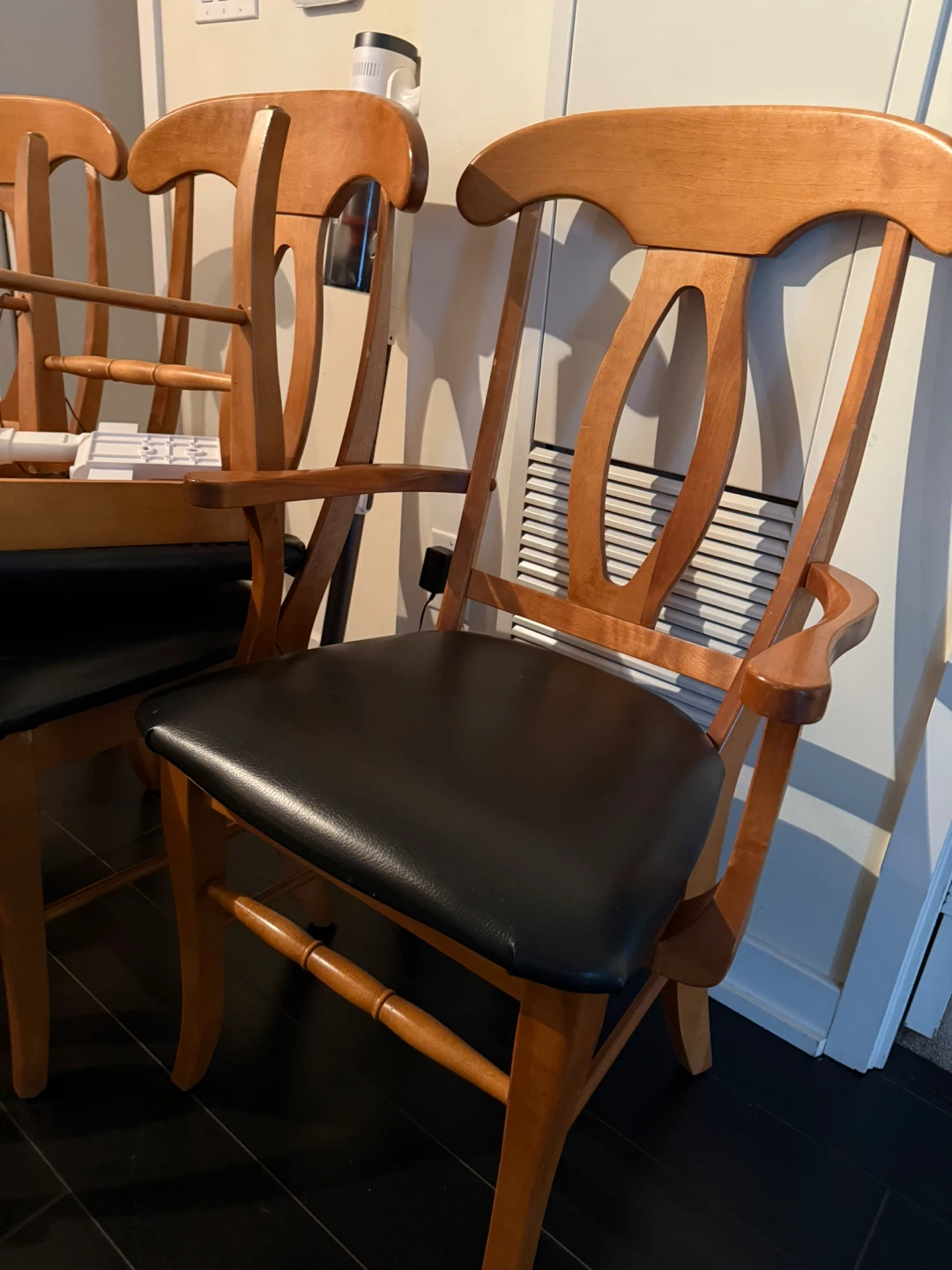 5 Solid Wood Dining Chairs – Great Condition - photo 2