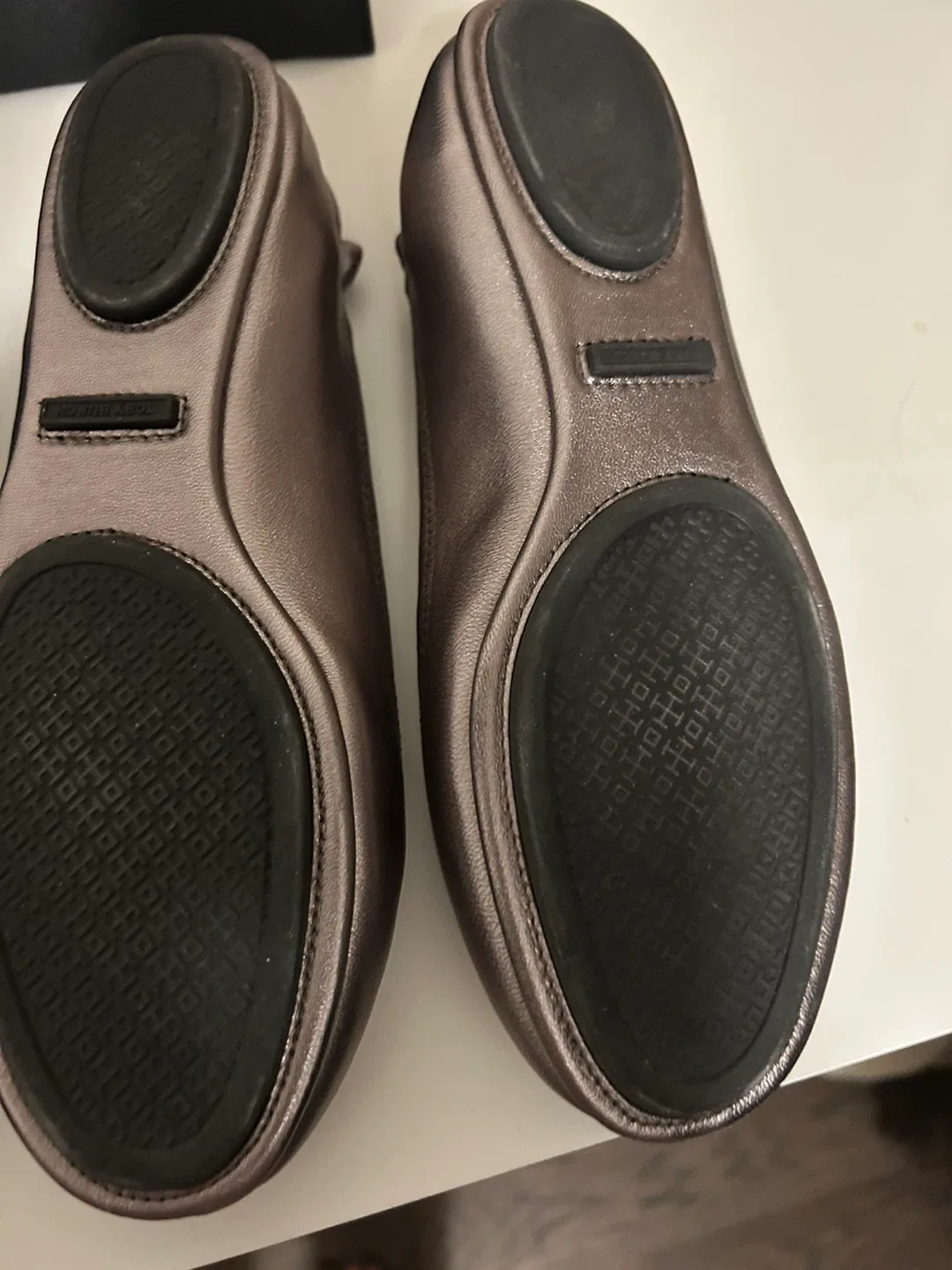 Tory Burch Ballet Flats - Size 7 image indicator(2)