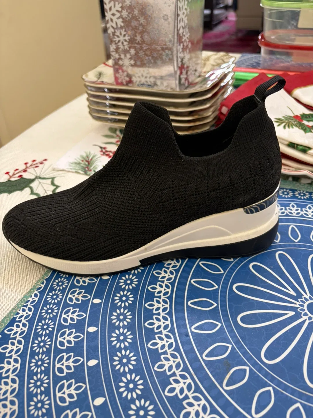 Black Slip-on Sneaker