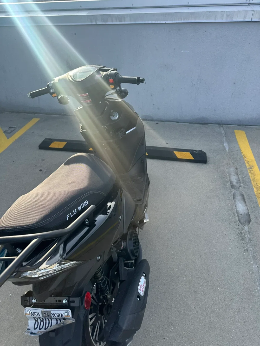 Fly Wing ST-150 Scooter - Black image indicator(2)