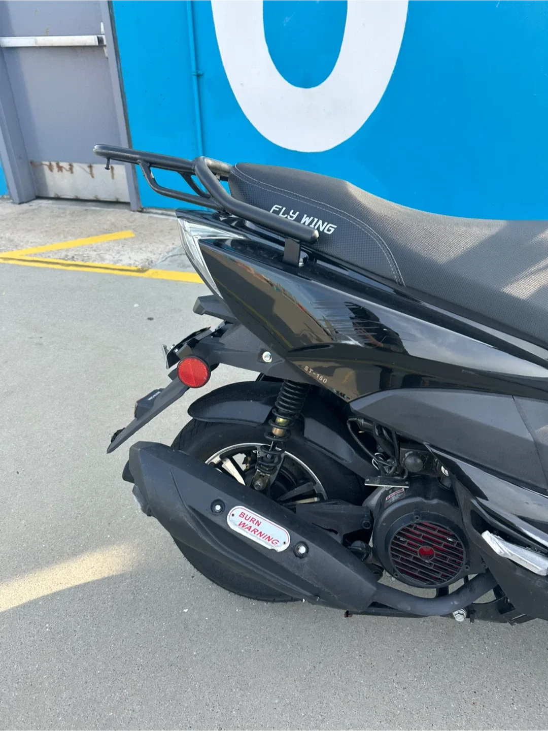 Fly Wing ST-150 Scooter - Black image indicator(8)