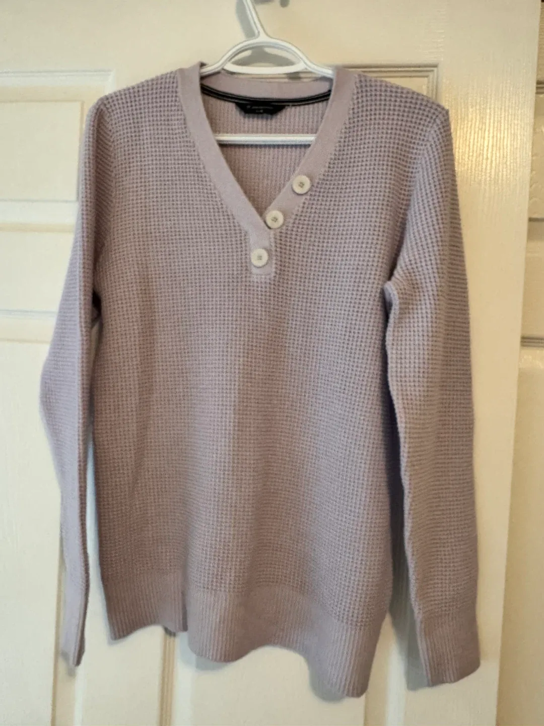 Denver Hayes L/G Lavender Button Sweater image indicator(5)