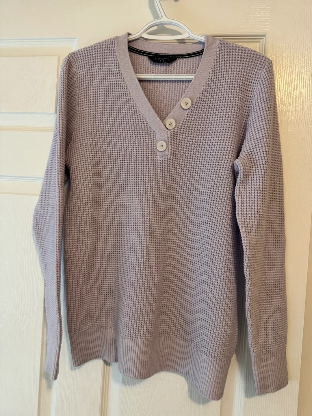 Denver Hayes L/G Lavender Button Sweater image indicator(3)
