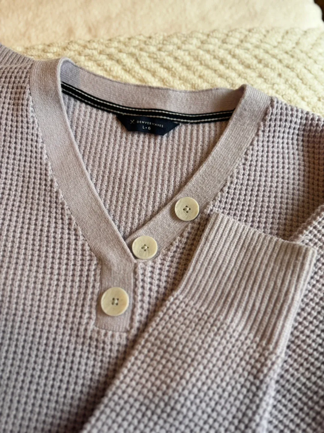 Denver Hayes L/G Lavender Button Sweater