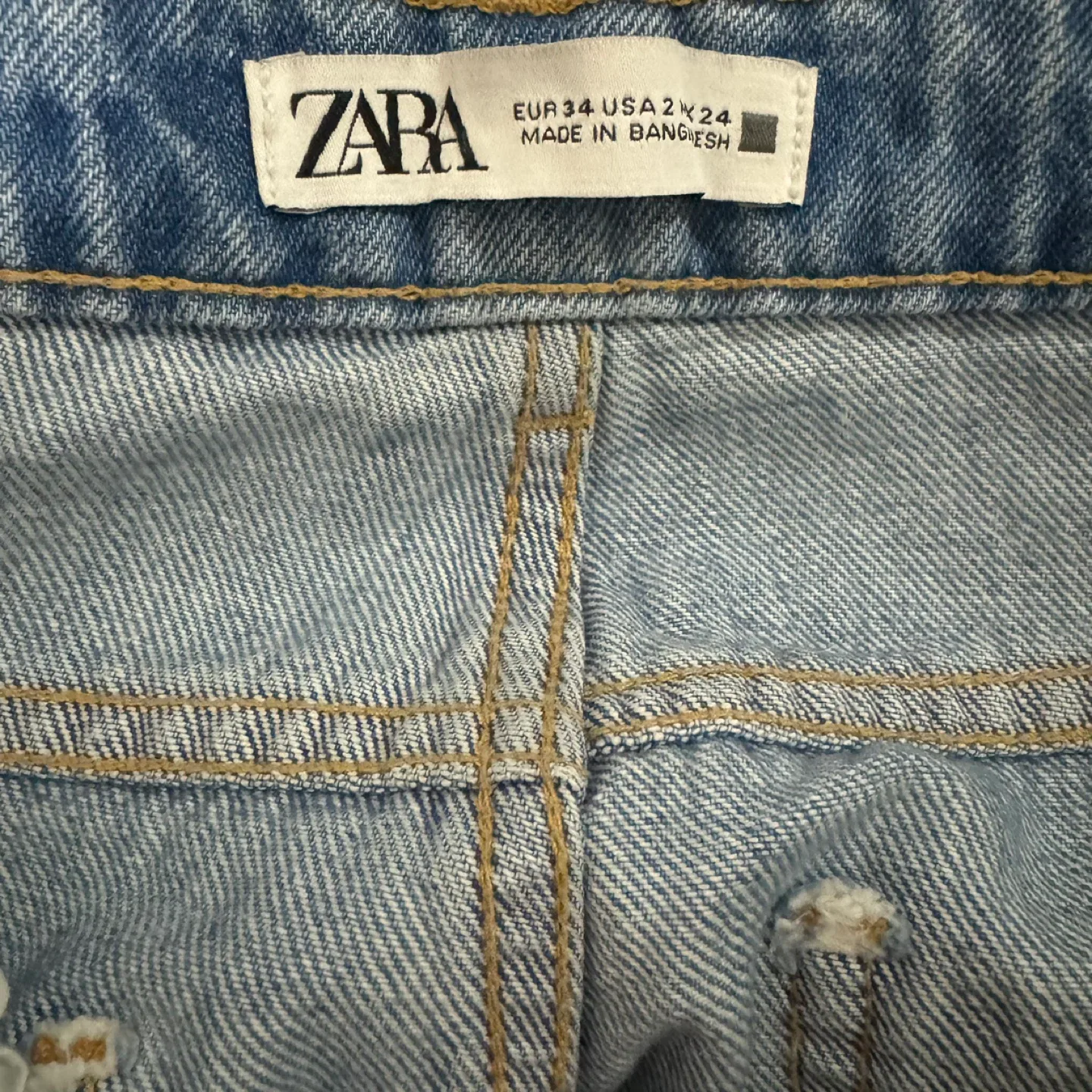 Zara Jeans - Size 34