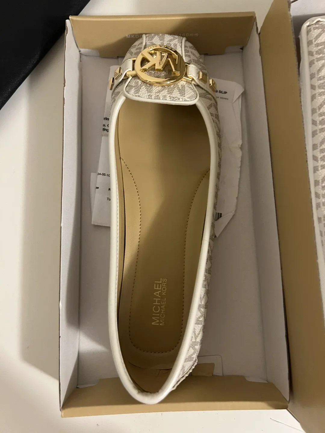 Michael Kors Fulton Moccasin Flats - Size 8.5 image indicator(3)